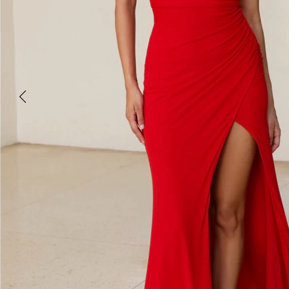 Elegant Red Evening Gown
